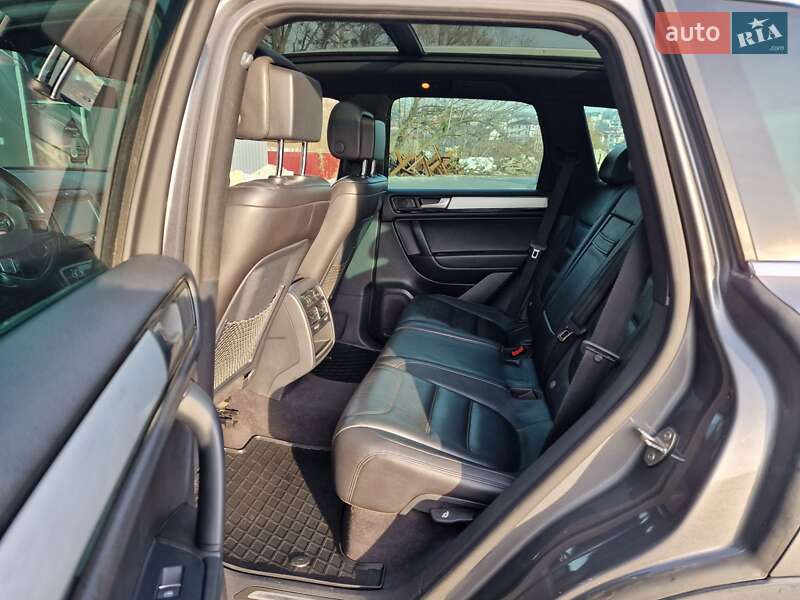 Внедорожник / Кроссовер Volkswagen Touareg 2013 в Киеве фото 34 Внедорожник / Кроссовер Volkswagen Touareg 2013 в Киеве