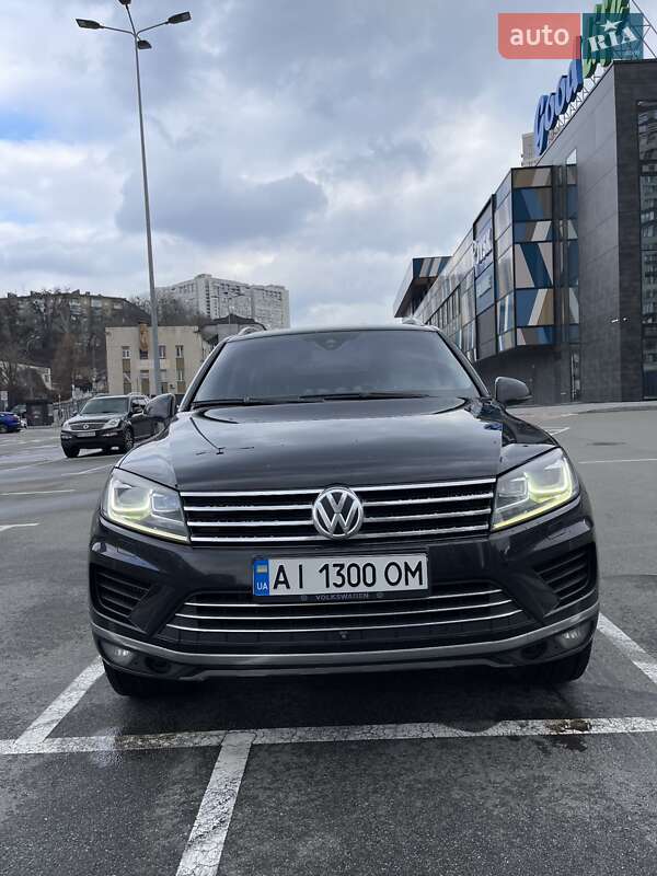 Внедорожник / Кроссовер Volkswagen Touareg 2015 в Киеве фото 4 Внедорожник / Кроссовер Volkswagen Touareg 2015 в Киеве