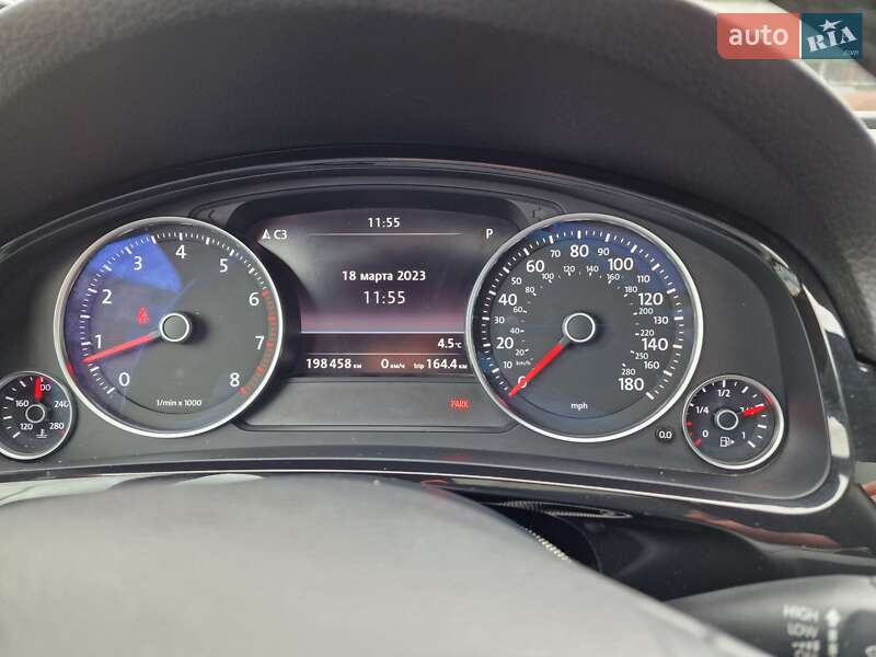 Внедорожник / Кроссовер Volkswagen Touareg 2013 в Киеве фото 22 Внедорожник / Кроссовер Volkswagen Touareg 2013 в Киеве