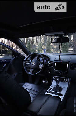 Внедорожник / Кроссовер Volkswagen Touareg 2013 в Трускавце