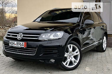 Внедорожник / Кроссовер Volkswagen Touareg 2011 в 