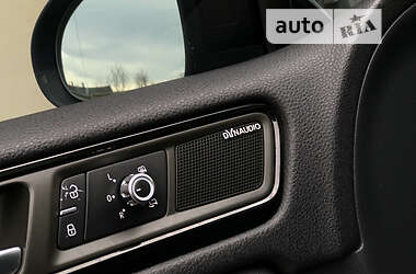 Внедорожник / Кроссовер Volkswagen Touareg 2011 в 