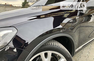 Внедорожник / Кроссовер Volkswagen Touareg 2011 в 