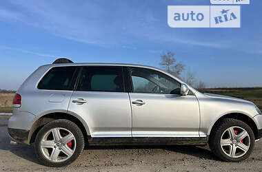 Внедорожник / Кроссовер Volkswagen Touareg 2006 в Николаеве