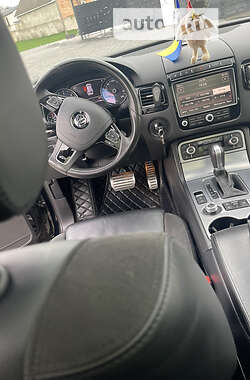 Позашляховик / Кросовер Volkswagen Touareg 2015 в  фото 61 Позашляховик / Кросовер Volkswagen Touareg 2015 в