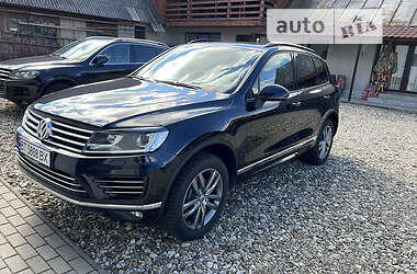 Позашляховик / Кросовер Volkswagen Touareg 2016 в Одесі
