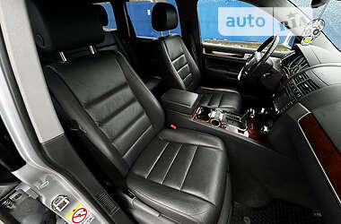 Внедорожник / Кроссовер Volkswagen Touareg 2007 в 
