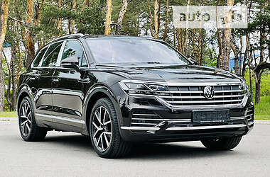 Позашляховик / Кросовер Volkswagen Touareg 2023 в 