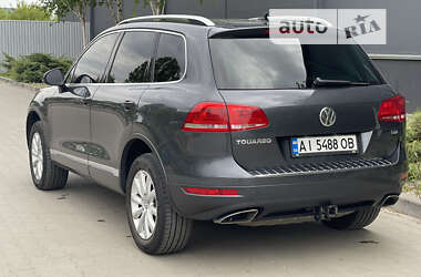 Внедорожник / Кроссовер Volkswagen Touareg 2011 в Белой Церкви