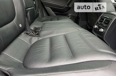 Позашляховик / Кросовер Volkswagen Touareg 2016 в 