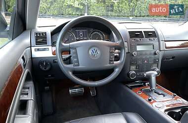 Внедорожник / Кроссовер Volkswagen Touareg 2006 в Киеве