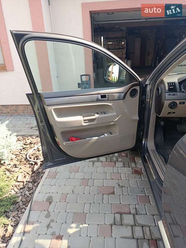 Внедорожник / Кроссовер Volkswagen Touareg 2009 в Белой Церкви