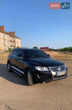 Внедорожник / Кроссовер Volkswagen Touareg 2007 в Березанке