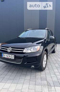 Позашляховик / Кросовер Volkswagen Touareg 2014 в Хмельницькому