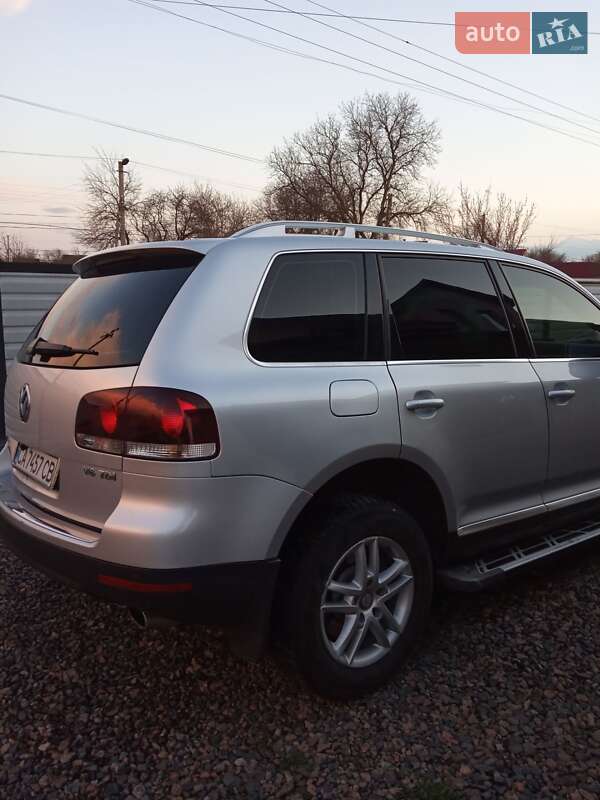 Позашляховик / Кросовер Volkswagen Touareg 2007 в Шполі