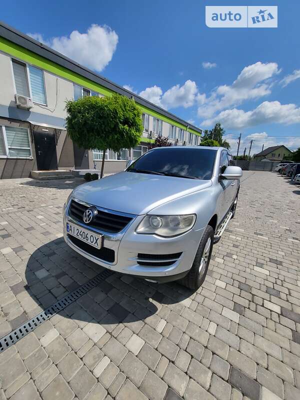 Внедорожник / Кроссовер Volkswagen Touareg 2008 в Борисполе