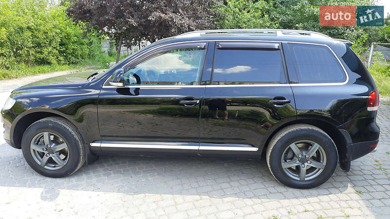 Внедорожник / Кроссовер Volkswagen Touareg 2007 в Львове