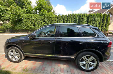Внедорожник / Кроссовер Volkswagen Touareg 2014 в 