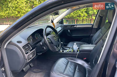 Внедорожник / Кроссовер Volkswagen Touareg 2014 в 