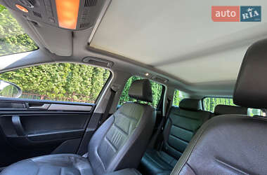 Внедорожник / Кроссовер Volkswagen Touareg 2014 в 