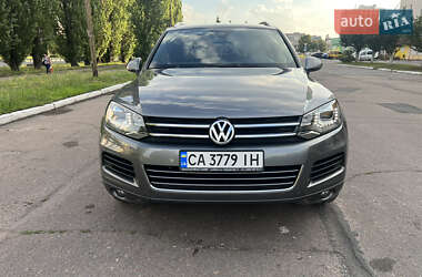 Позашляховик / Кросовер Volkswagen Touareg 2012 в Черкасах