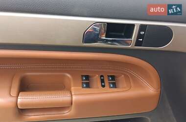 Внедорожник / Кроссовер Volkswagen Touareg 2006 в 