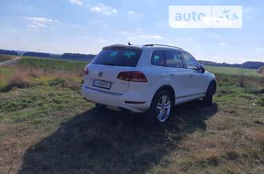 Позашляховик / Кросовер Volkswagen Touareg 2012 в Умані