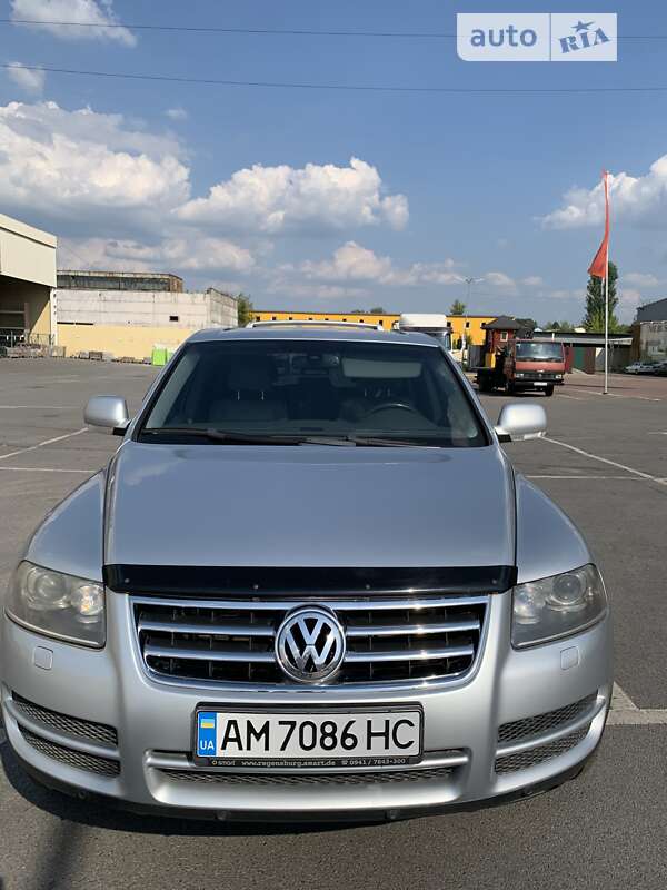 Внедорожник / Кроссовер Volkswagen Touareg 2006 в Житомире