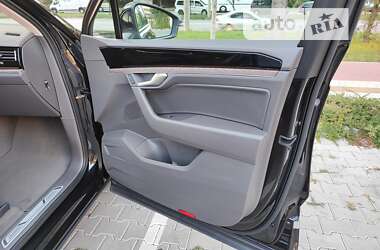 Внедорожник / Кроссовер Volkswagen Touareg 2018 в 