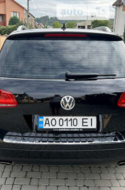 Внедорожник / Кроссовер Volkswagen Touareg 2013 в 