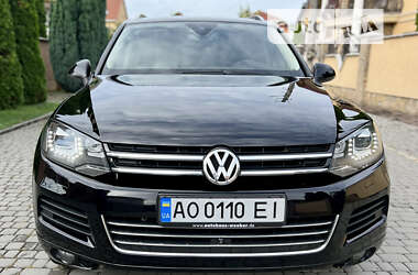 Внедорожник / Кроссовер Volkswagen Touareg 2013 в 