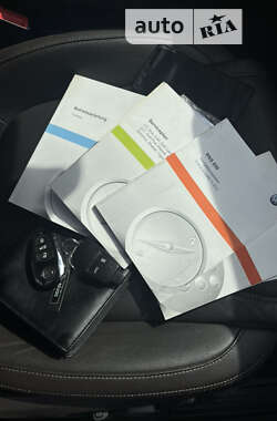 Внедорожник / Кроссовер Volkswagen Touareg 2013 в 