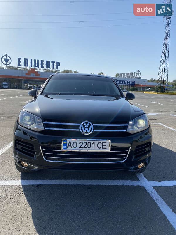 Внедорожник / Кроссовер Volkswagen Touareg 2011 в Ужгороде фото 25 Внедорожник / Кроссовер Volkswagen Touareg 2011 в Ужгороде