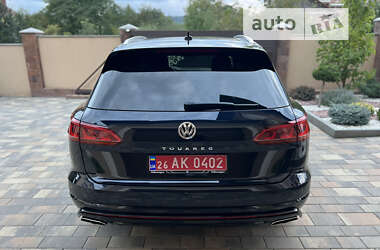 Внедорожник / Кроссовер Volkswagen Touareg 2018 в 
