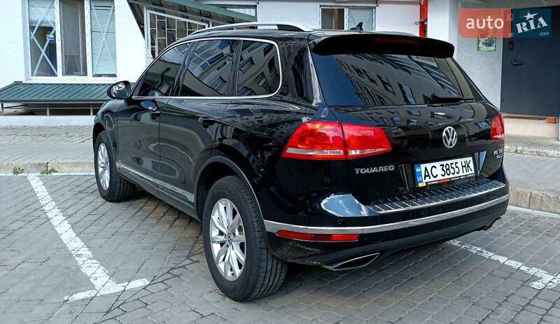 Позашляховик / Кросовер Volkswagen Touareg 2014 в Луцьку
