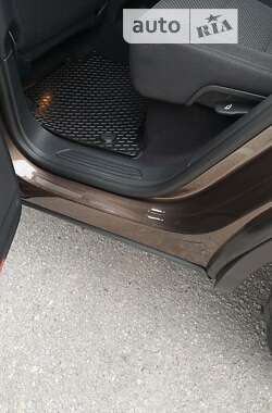 Внедорожник / Кроссовер Volkswagen Touareg 2013 в 
