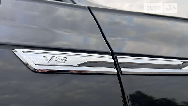 Позашляховик / Кросовер Volkswagen Touareg 2020 в Києві