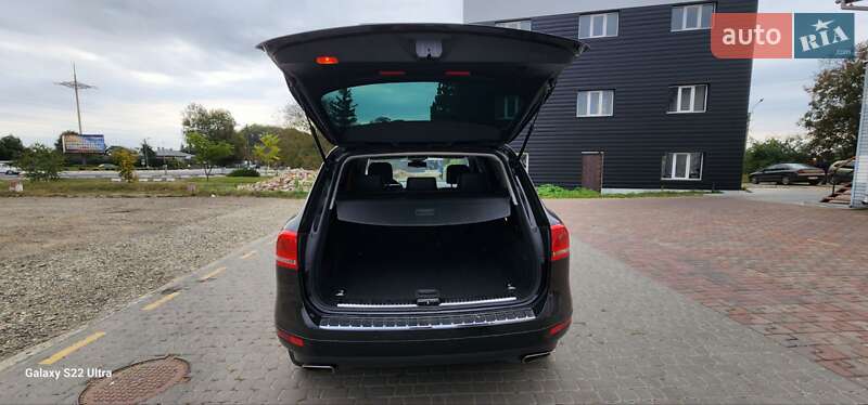 Позашляховик / Кросовер Volkswagen Touareg 2010 в Снятині