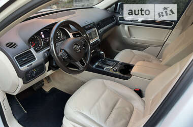 Позашляховик / Кросовер Volkswagen Touareg 2011 в Дніпрі