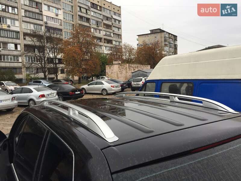 Внедорожник / Кроссовер Volkswagen Touareg 2004 в Киеве