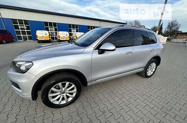 Внедорожник / Кроссовер Volkswagen Touareg 2011 в Тернополе