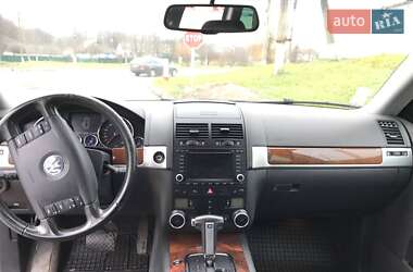 Внедорожник / Кроссовер Volkswagen Touareg 2007 в 