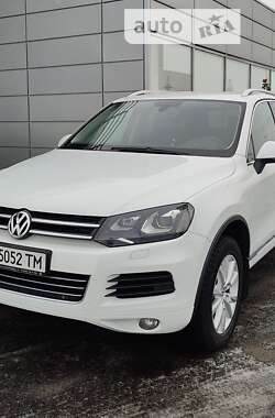 Внедорожник / Кроссовер Volkswagen Touareg 2013 в Киеве