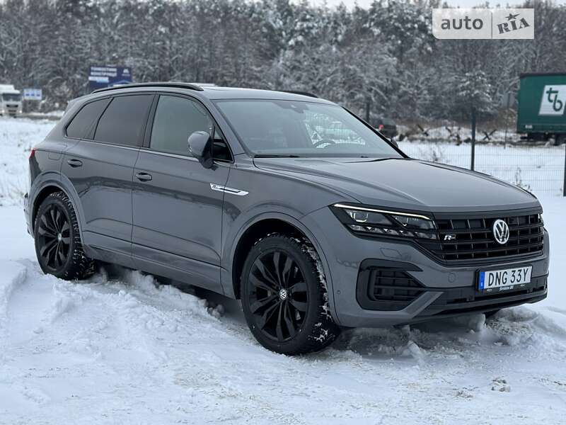 Позашляховик / Кросовер Volkswagen Touareg 2019 в Львові