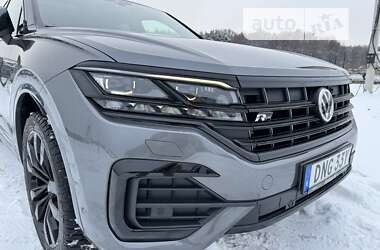 Внедорожник / Кроссовер Volkswagen Touareg 2019 в 