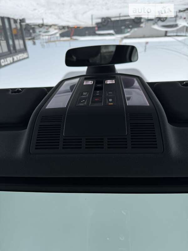 Позашляховик / Кросовер Volkswagen Touareg 2019 в Львові