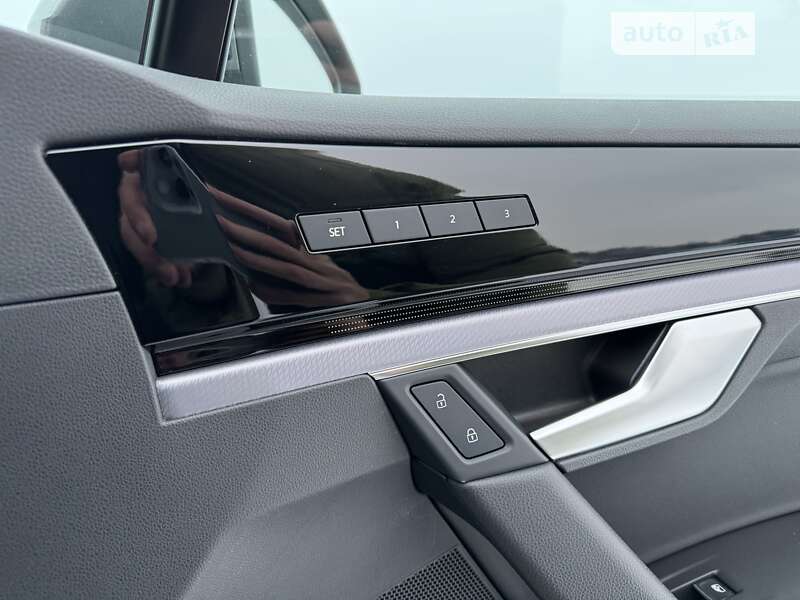 Позашляховик / Кросовер Volkswagen Touareg 2019 в Львові