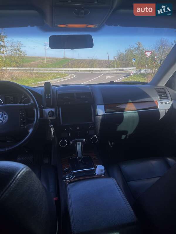 Внедорожник / Кроссовер Volkswagen Touareg 2005 в Яворове