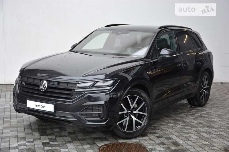 Внедорожник / Кроссовер Volkswagen Touareg 2021 в Киеве