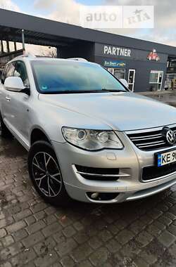 Позашляховик / Кросовер Volkswagen Touareg 2008 в Новомосковську